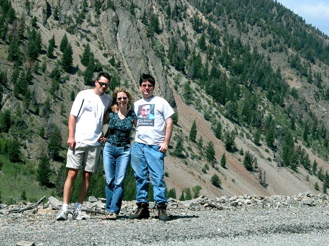 Trio on Mountain Road