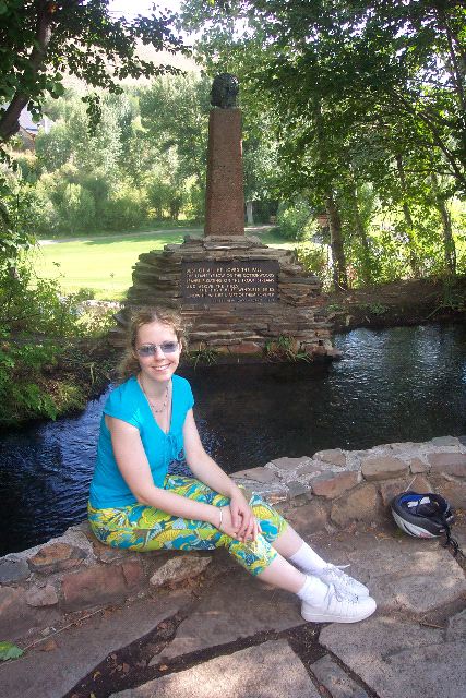 Marilyn with Monument